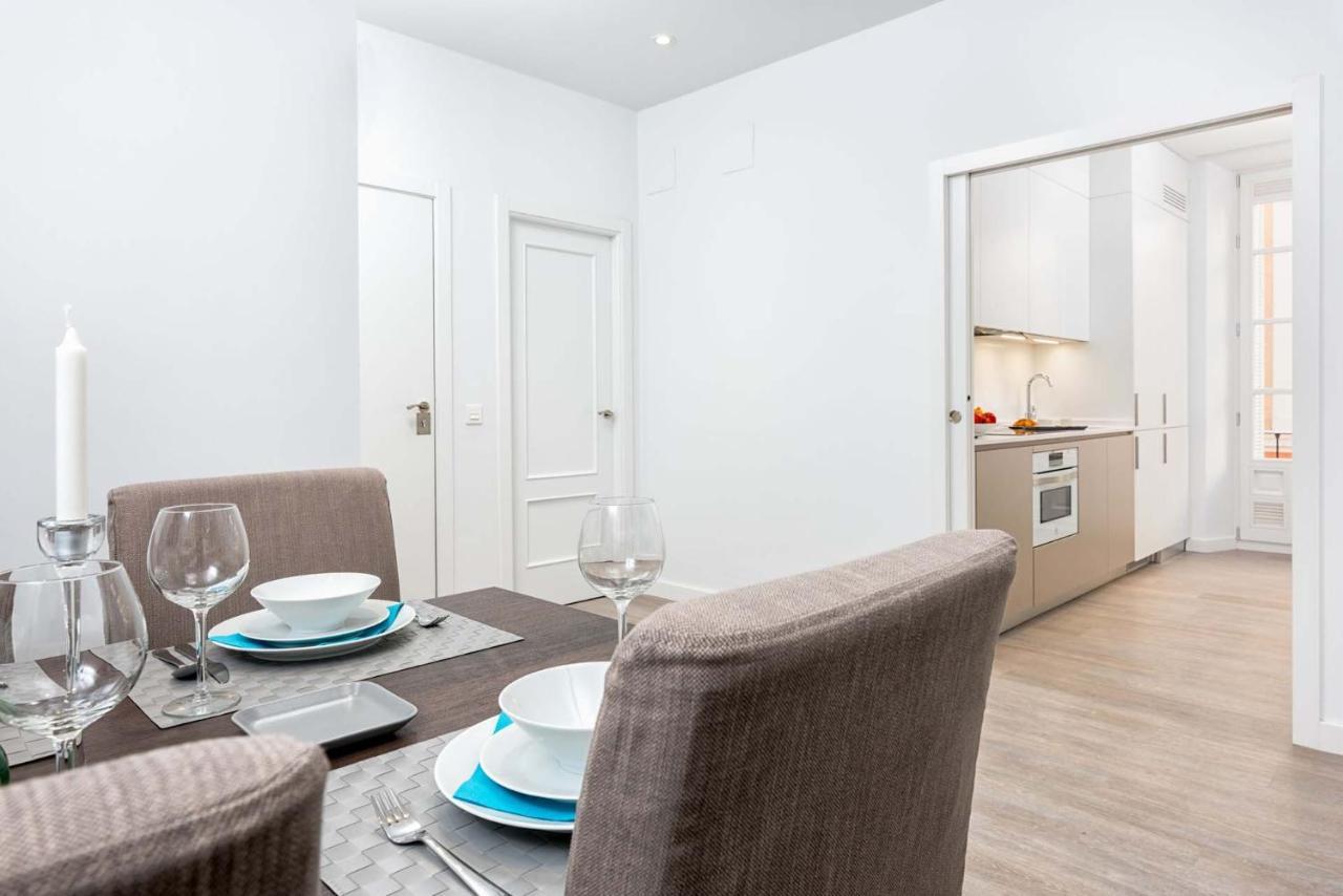 Merced Suites In Malaga By Solaga Holiday Homes Eksteriør billede