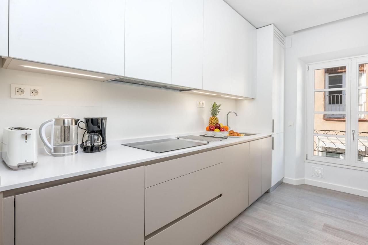 Merced Suites In Malaga By Solaga Holiday Homes Eksteriør billede