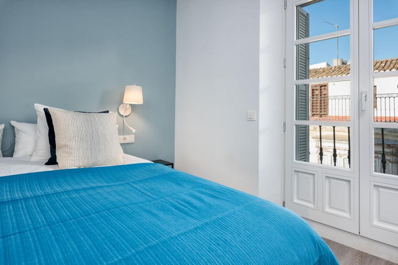 Merced Suites In Malaga By Solaga Holiday Homes Eksteriør billede