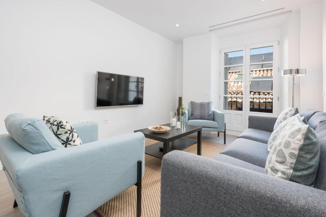 Merced Suites In Malaga By Solaga Holiday Homes Eksteriør billede