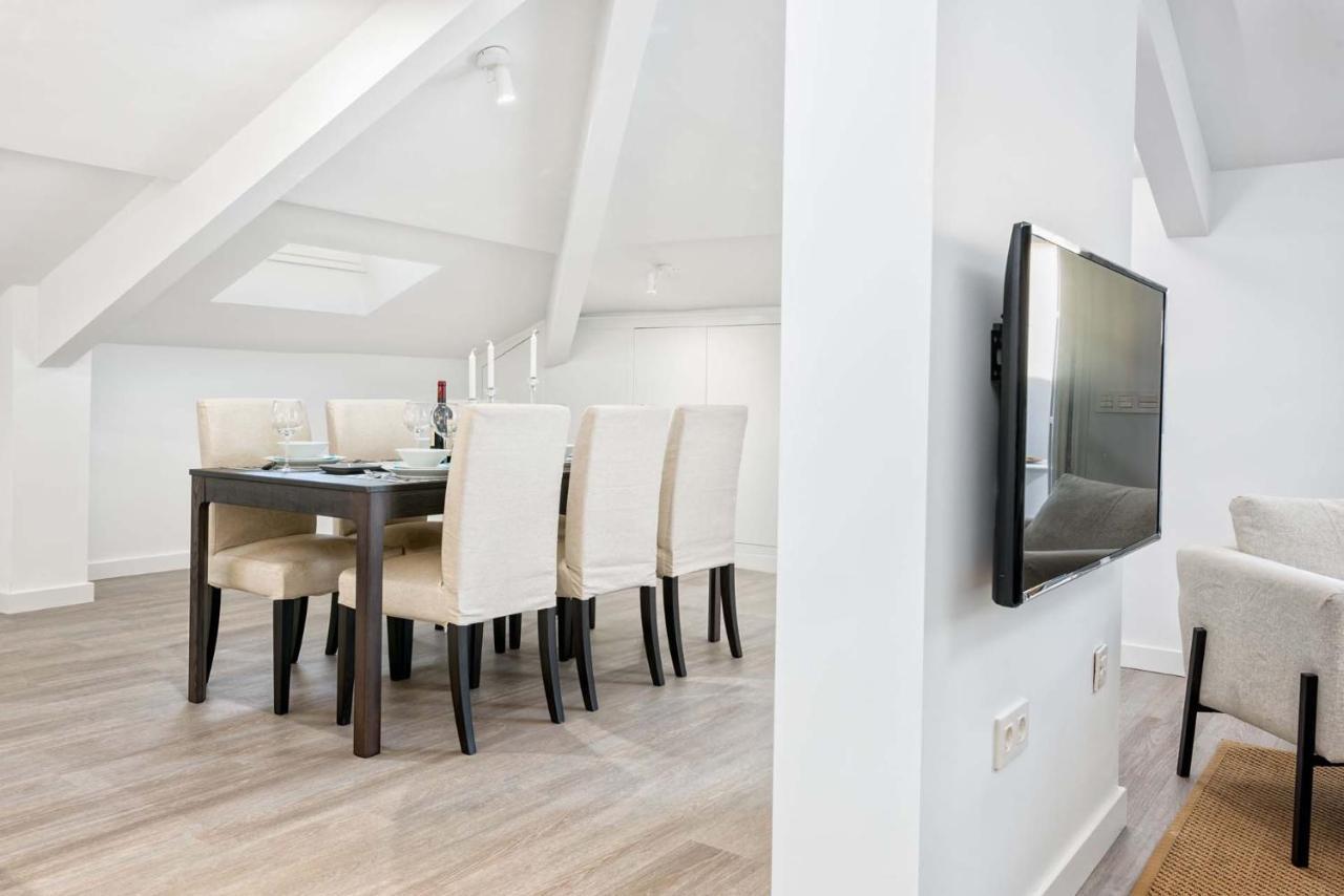 Merced Suites In Malaga By Solaga Holiday Homes Eksteriør billede