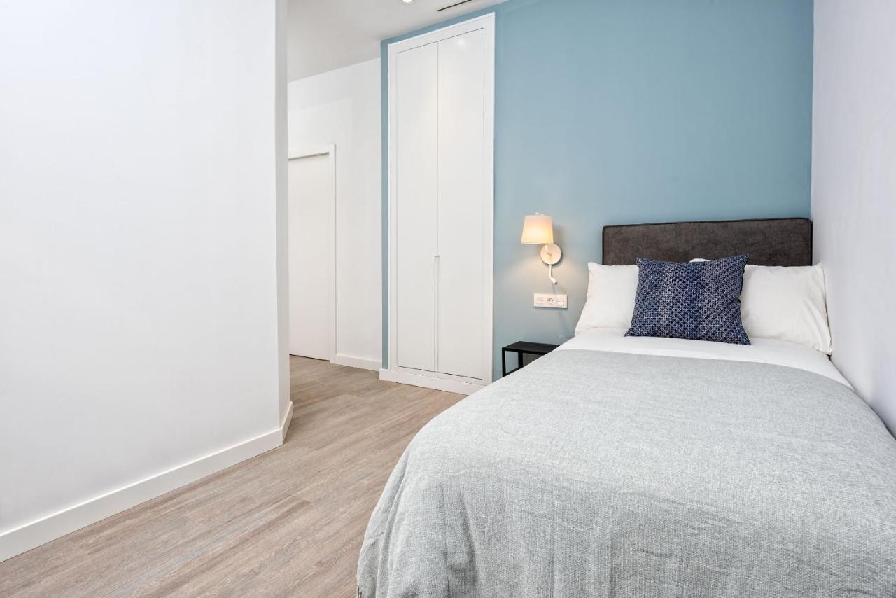Merced Suites In Malaga By Solaga Holiday Homes Eksteriør billede