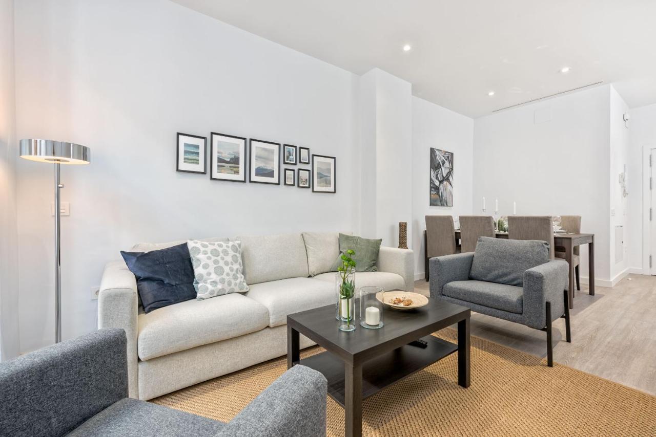 Merced Suites In Malaga By Solaga Holiday Homes Eksteriør billede
