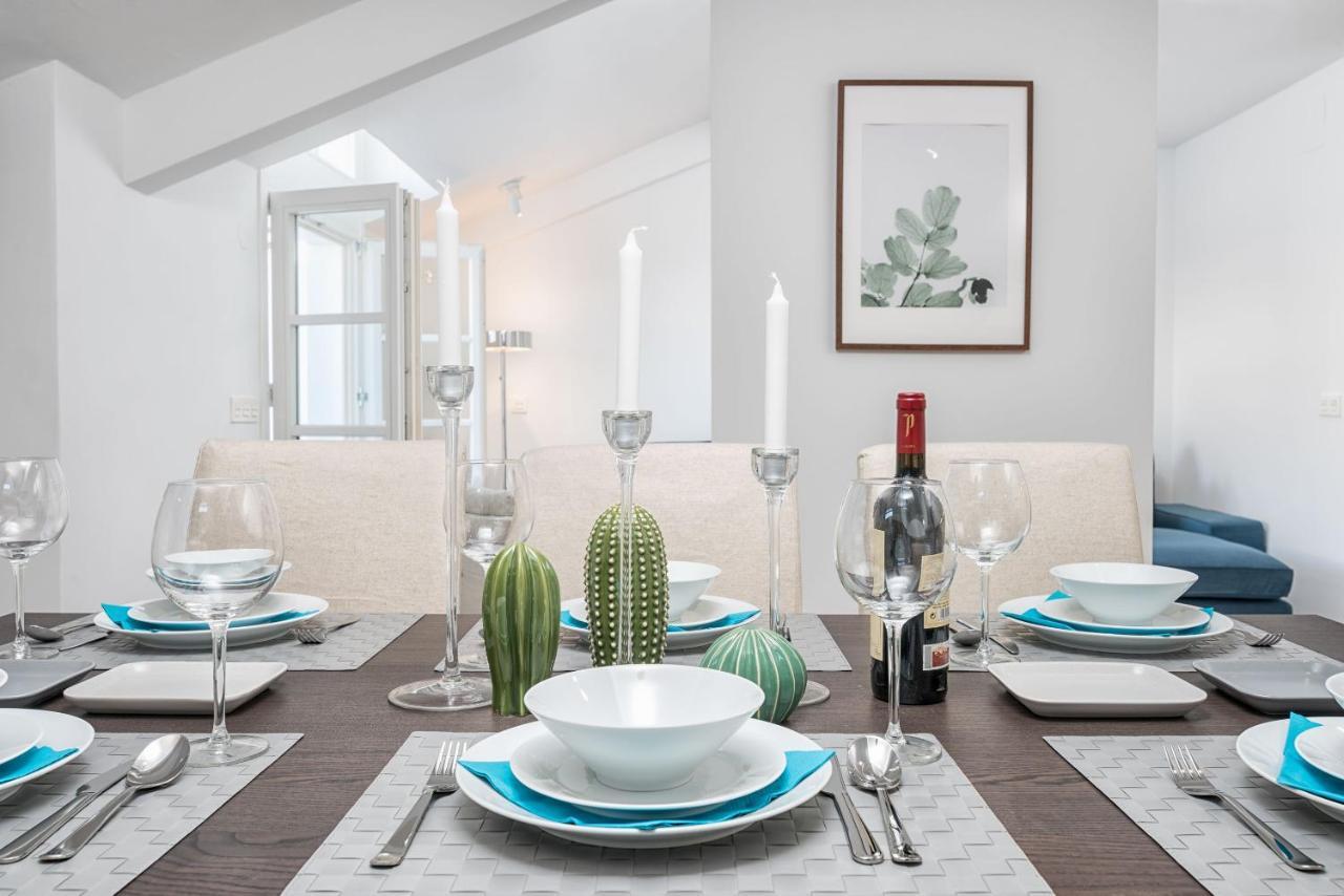 Merced Suites In Malaga By Solaga Holiday Homes Eksteriør billede